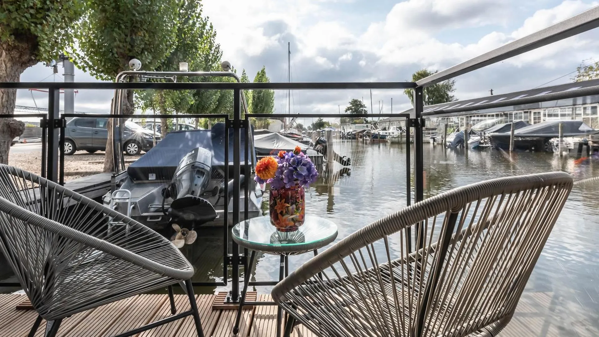 Luxury Watervilla Near Amsterdam And Schiphol Aalsmeer Holiday home